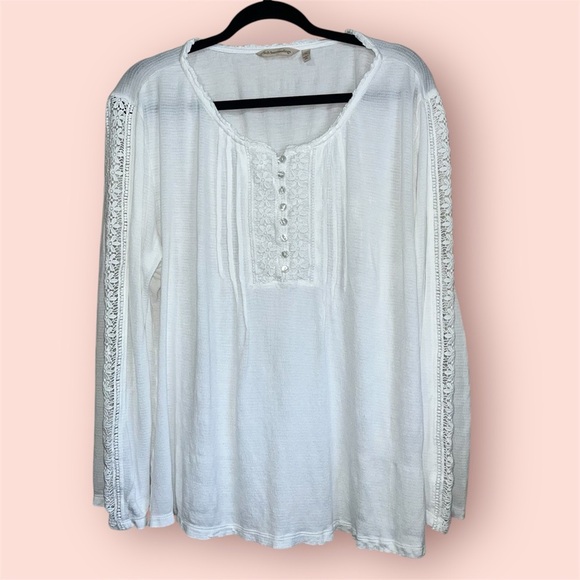 Soft Surroundings Long Sleeve White Blouse With Lace Detail Size XL - Picture 2 of 9